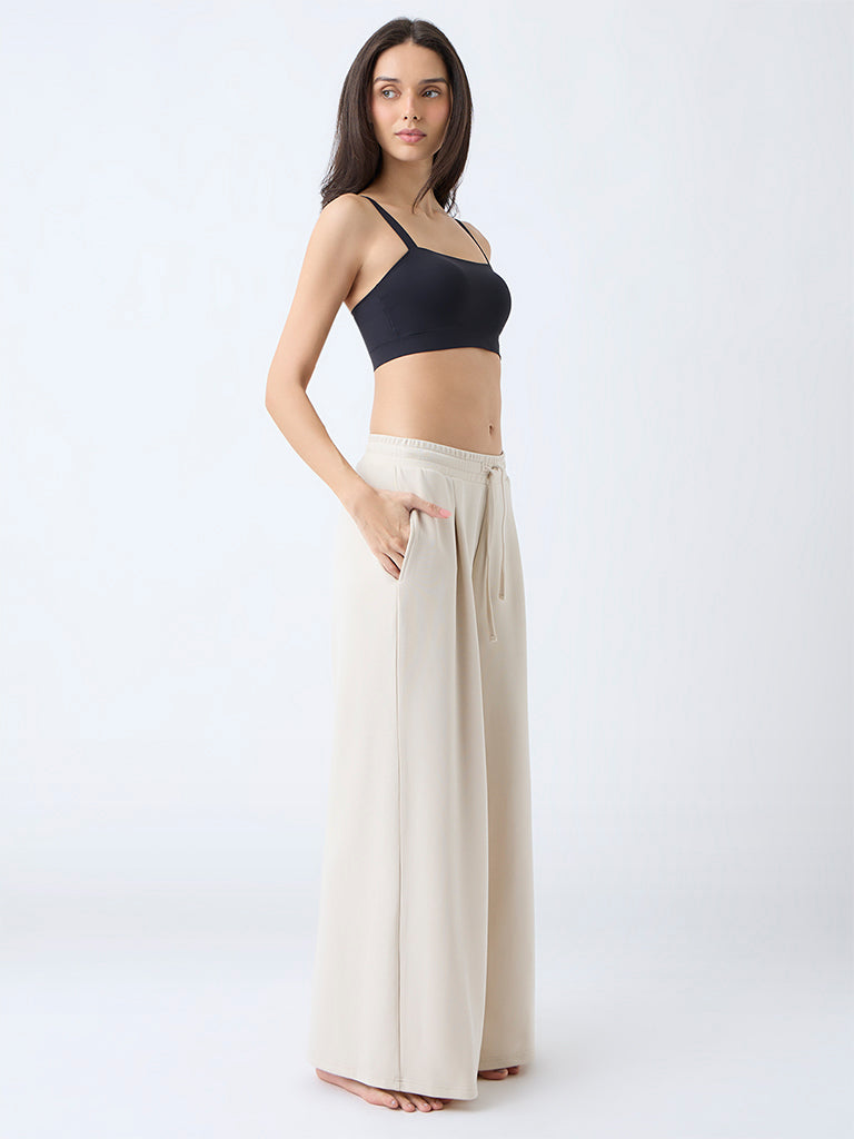 Wunderlove Black Solid Underwired Bra