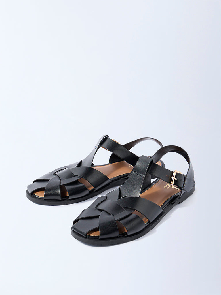 LUNA BLU Black Fisherman Slingback Sandals