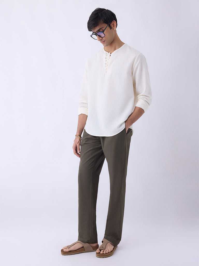 Mens Ethnicwear Off-White Cotton-Blend Short Kurta
