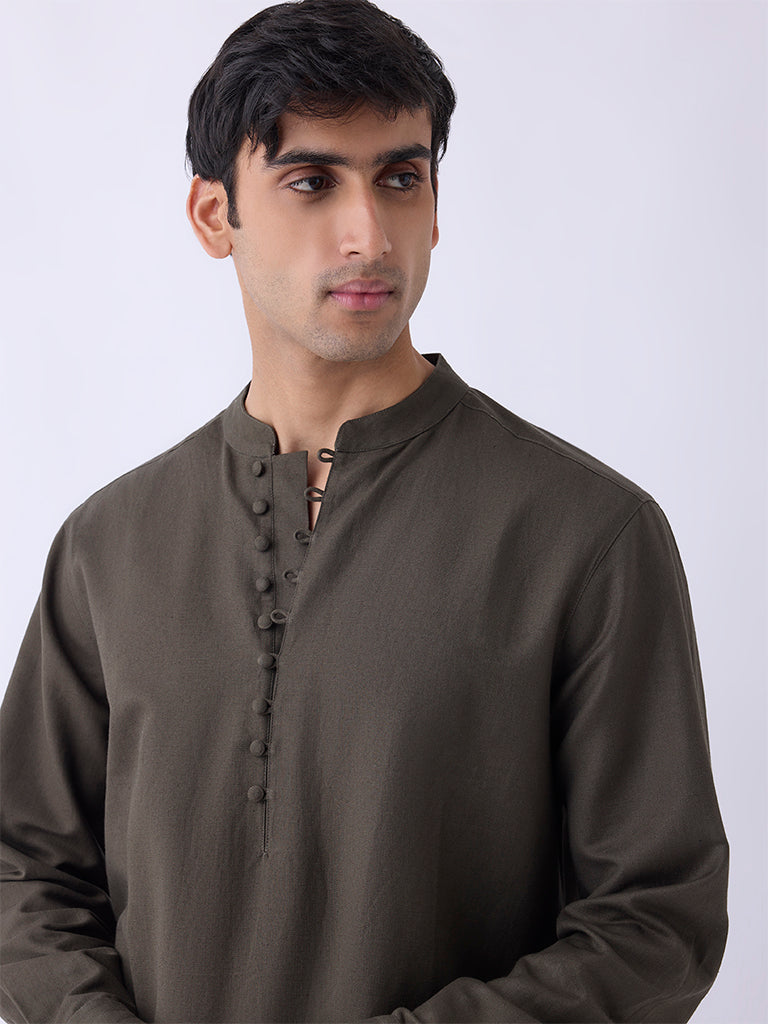 Mens Ethnicwear Olive Solid Relaxed-Fit Cotton-Blend Kurta