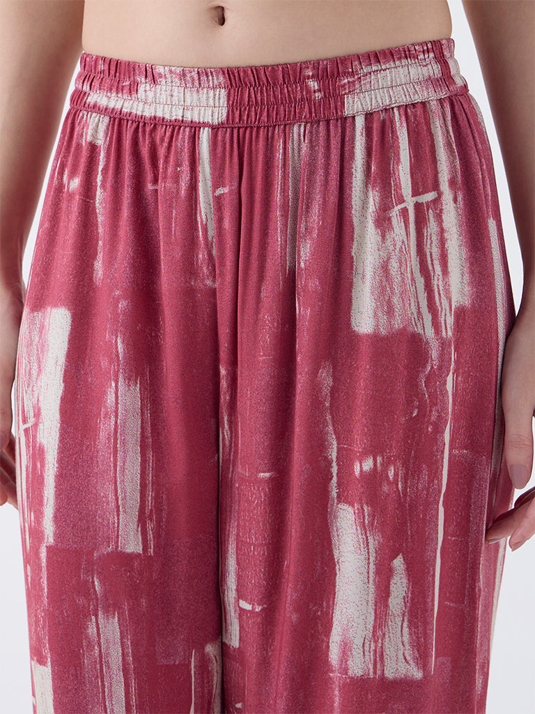 Utsa Red Abstract Design Pants