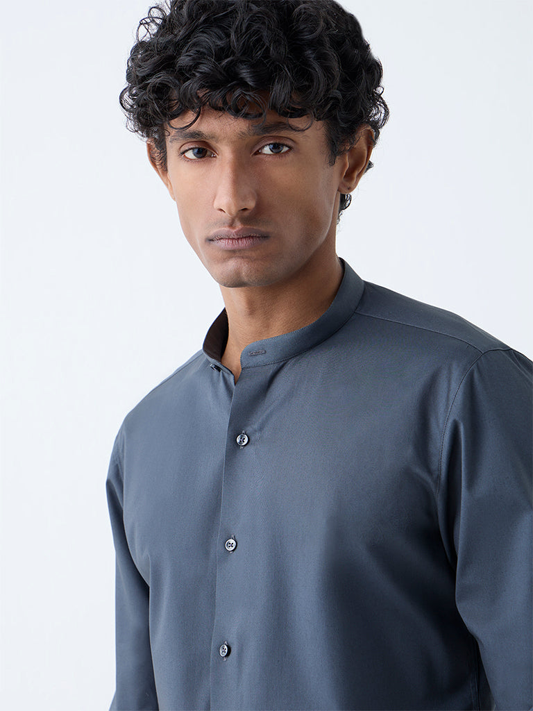 WES Formals Dark Grey Solid Ultra-Slim Fit Cotton-Blend Shirt