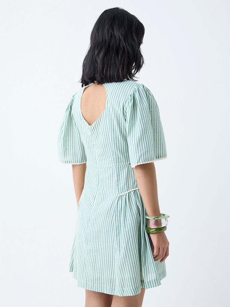 Bombay Paisley Green Floral Detailed Cotton A-Line Dress
