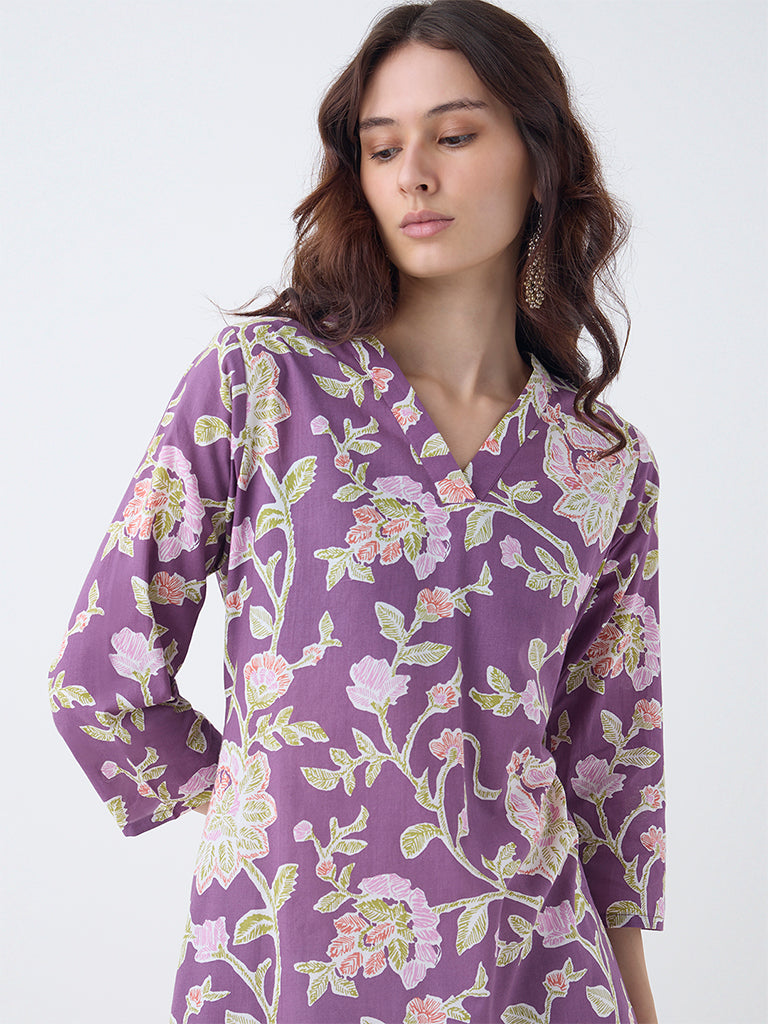 Utsa Purple Floral Pattern Cotton Straight Kurta