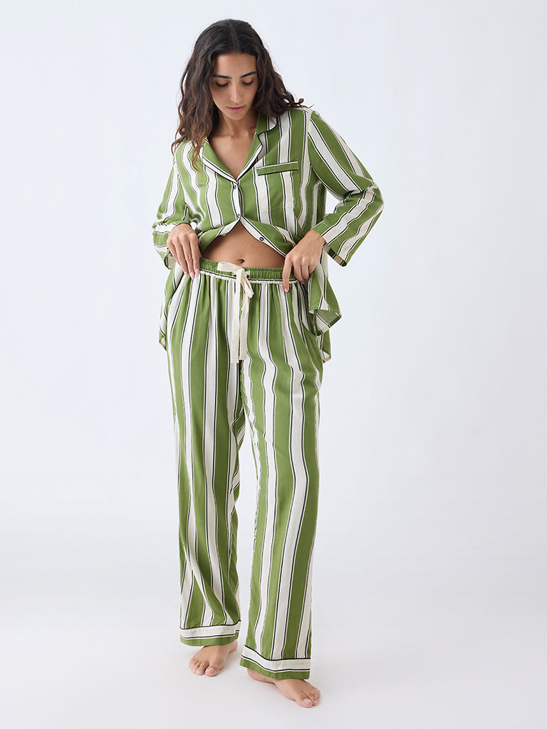 Wunderlove Green Pattern Cotton Shirt and Pyjamas Set