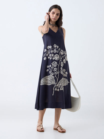 Utsa Black Leaf Pattern A-Line Dress