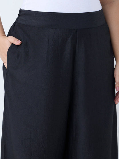 Diza Black Solid Pants