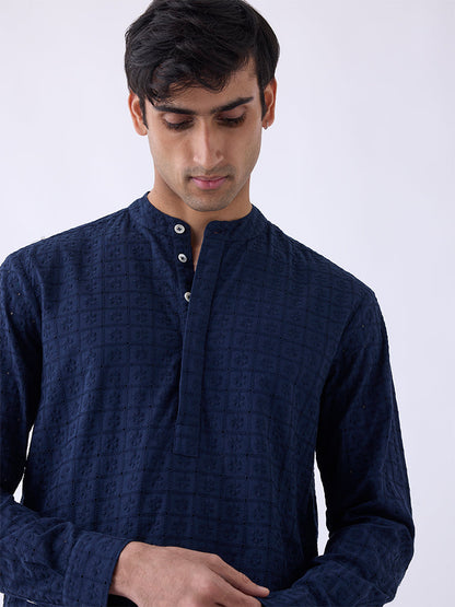 Mens Ethnicwear Navy Embroidered Relaxed-Fit Cotton Kurta