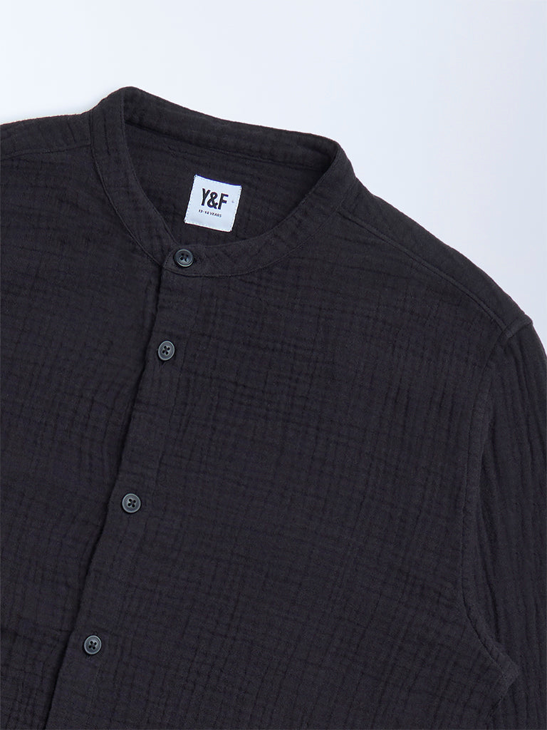 Y&F Kids Black Crinkle Textured Resort-Fit Cotton Shirt