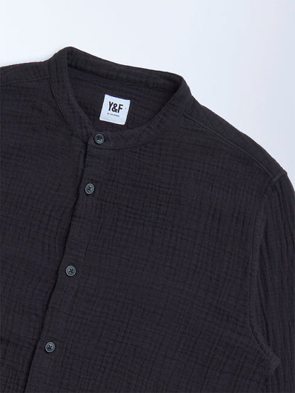 Y&F Kids Black Crinkle Textured Resort-Fit Cotton Shirt