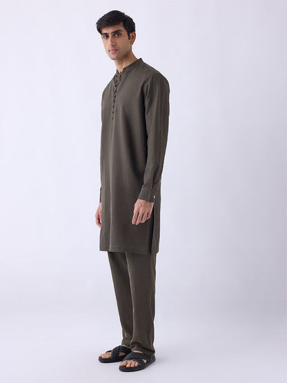 Mens Ethnicwear Olive Solid Relaxed-Fit Cotton-Blend Kurta