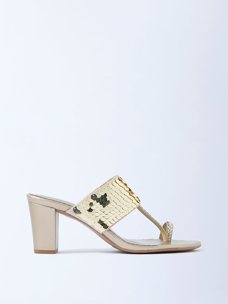 LUNA BLU Light Gold Sequin Embellished Kolhapuri Sandals