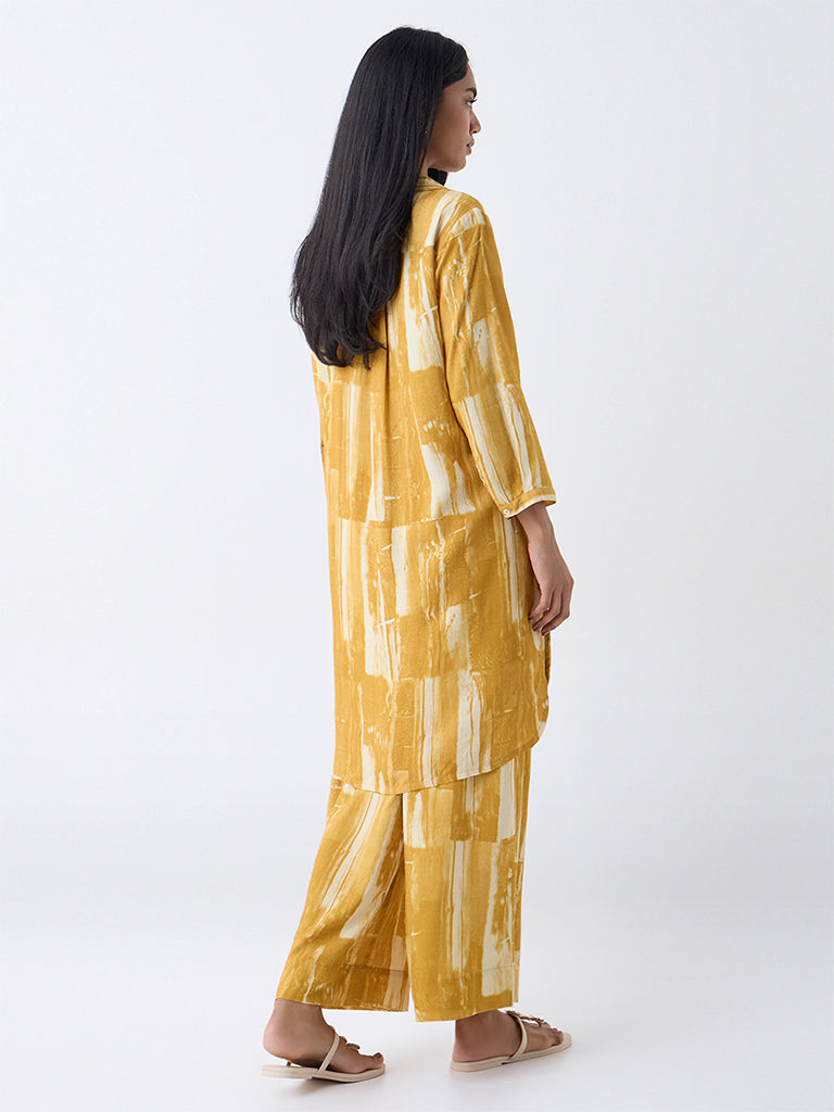 Utsa Yellow Abstract Detailed Straight Kurta