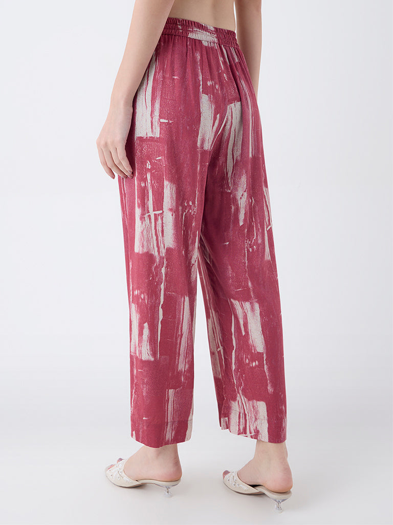 Utsa Red Abstract Design Pants