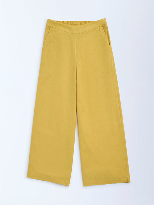 Utsa Kids Yellow Solid Cotton Ethnic Pants - (8-14yrs)