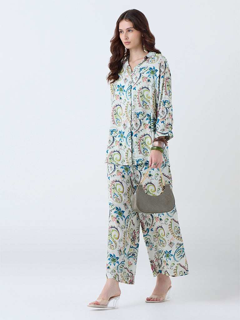 Utsa Green Paisley Detailed Pants