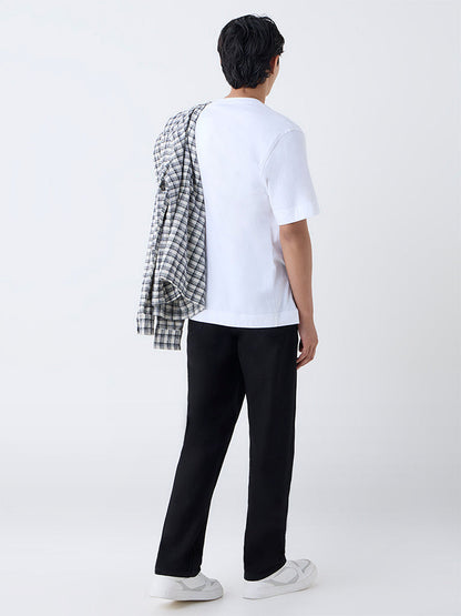 Nuon Black Solid Relaxed-Fit Mid-Rise Jeans