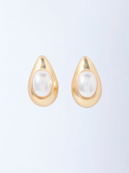 Westside Accessories Gold Pearlescent Stud Earrings