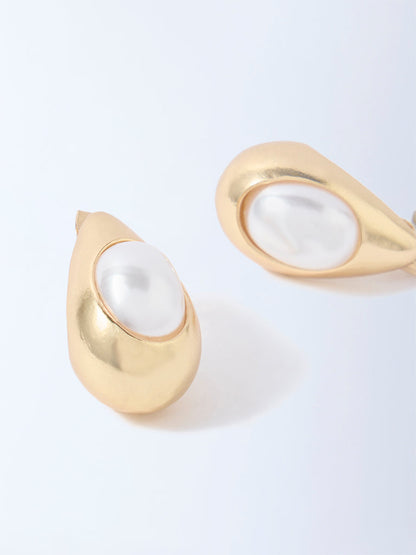 Westside Accessories Gold Pearlescent Stud Earrings