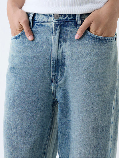Nuon Blue Faded Barrel-Fit Mid-Rise Jeans