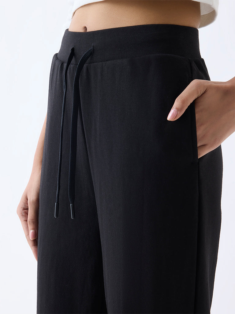 Studiofit Black Solid High-Rise Pants