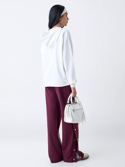 Studiofit Off-White Text Design Cotton Hoodie